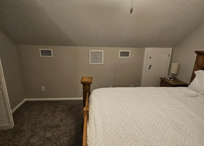 The Cozy Townhome